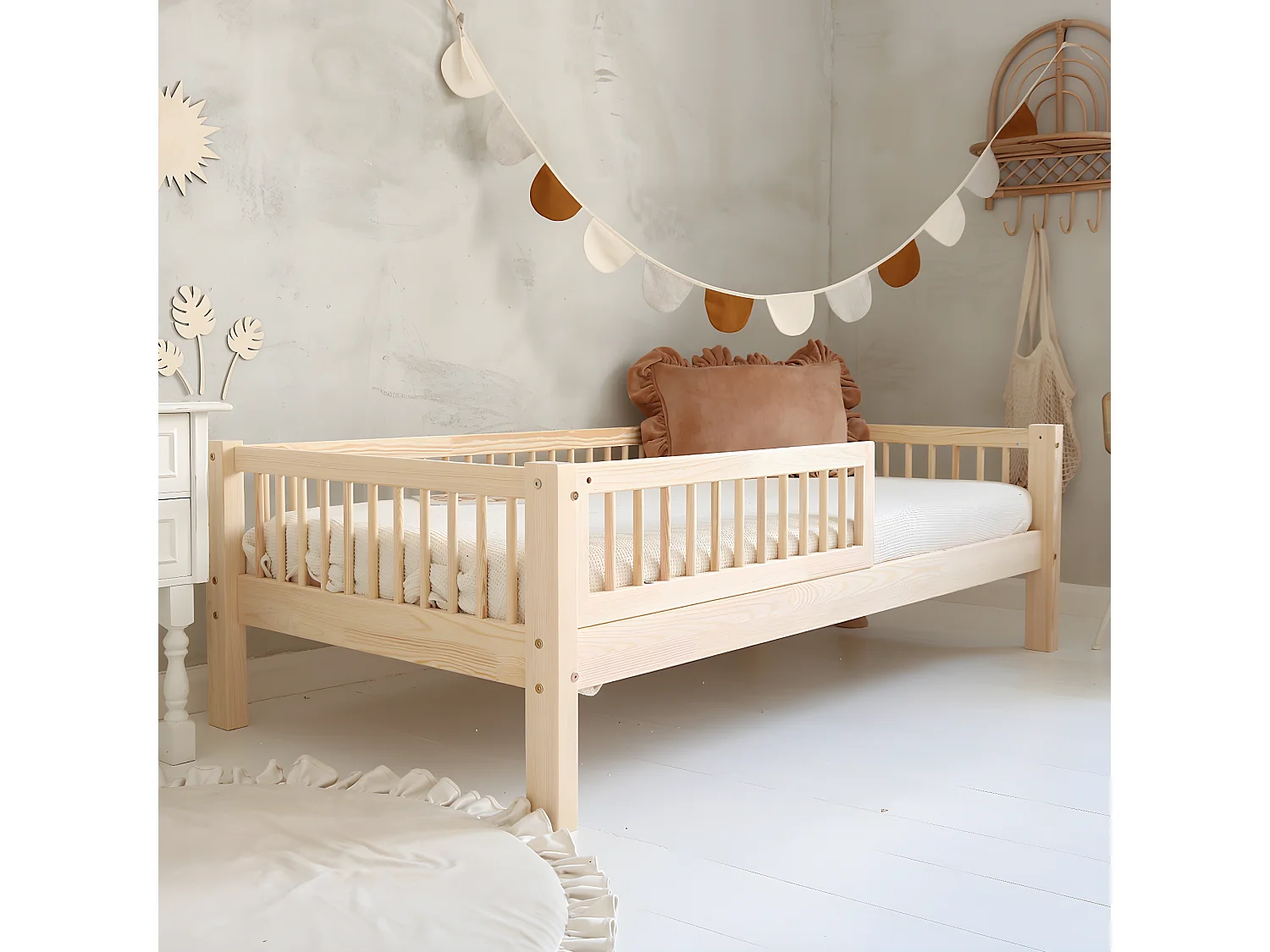 Bed 90x190 inclusief barrière en lattenbodem poten 19 cm Adèle Bois