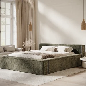 Bed met opbergruimte 200 x 200 cm met hoofdeinde VOLIERA – van chenille-stof – olijfgroen Bed met opbergruimte 200 x 200 cm met hoofdeinde VOLIERA – van chenille-stof – olijfgroen