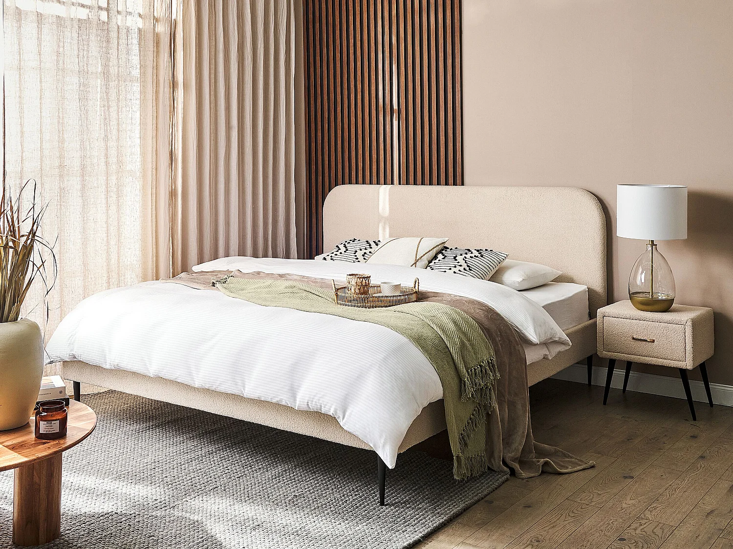 Bed Bouclé FLAYAT 180 x 200 cm Lichtbeige