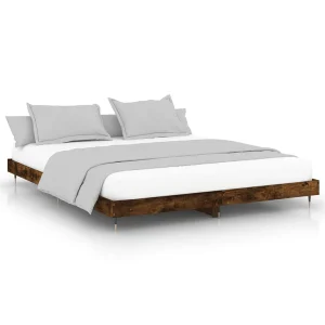Bedframe bewerkt hout gerookt eikenkleurig 200×200 cm Bedframe bewerkt hout gerookt eikenkleurig 200×200 cm