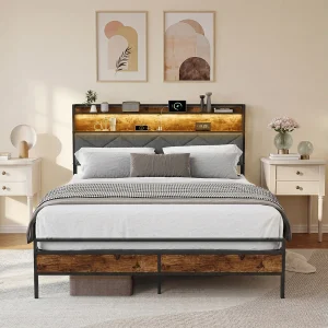 Bed van 140×200 cm met ledverlichting en USB-poorten – hoofdbord met opbergruimte – metalen bedframe – beddengoed Bed van 140×200 cm met ledverlichting en USB-poorten – hoofdbord met opbergruimte – metalen bedframe – beddengoed