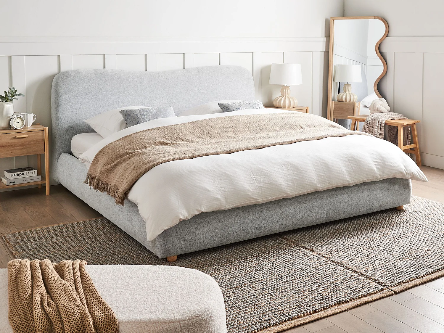 Bed met opbergruimte Stof BLAGNAC 180 x 200 cm Lichtgrijs