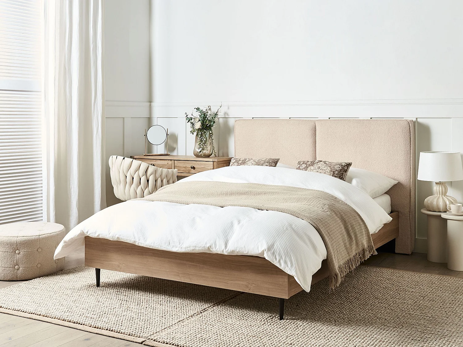 Bed Bouclé IZERNORE 140 x 200 cm Beige
