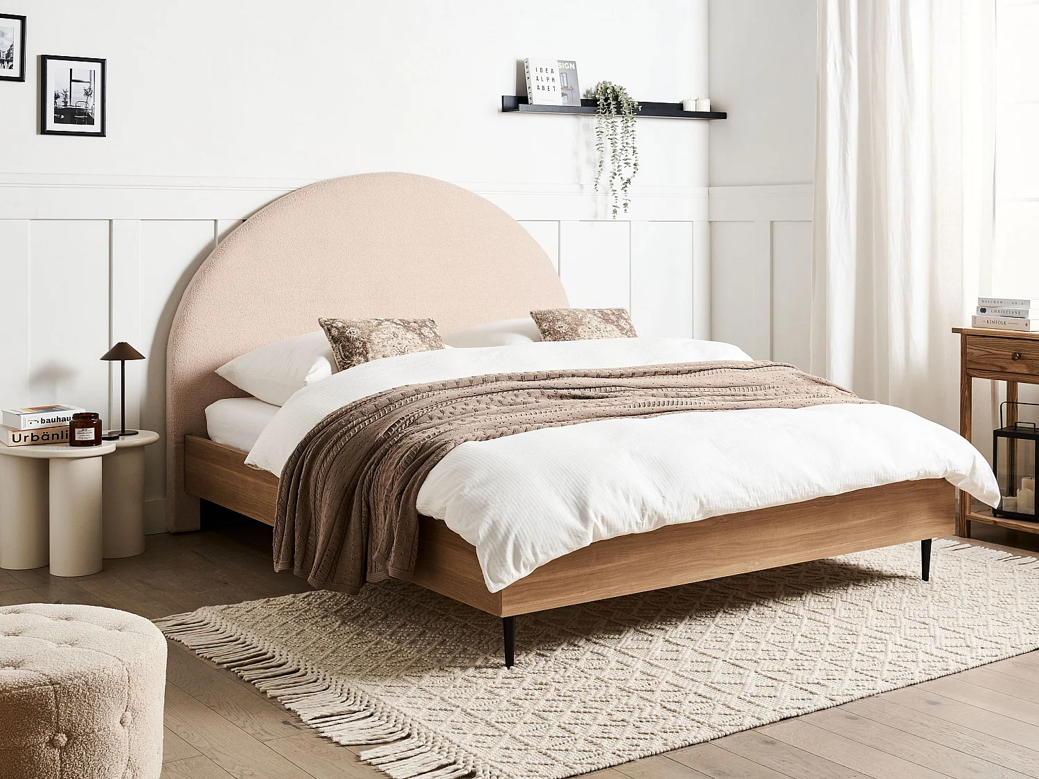 Bed Bouclé MILLAY 160 x 200 cm Beige
