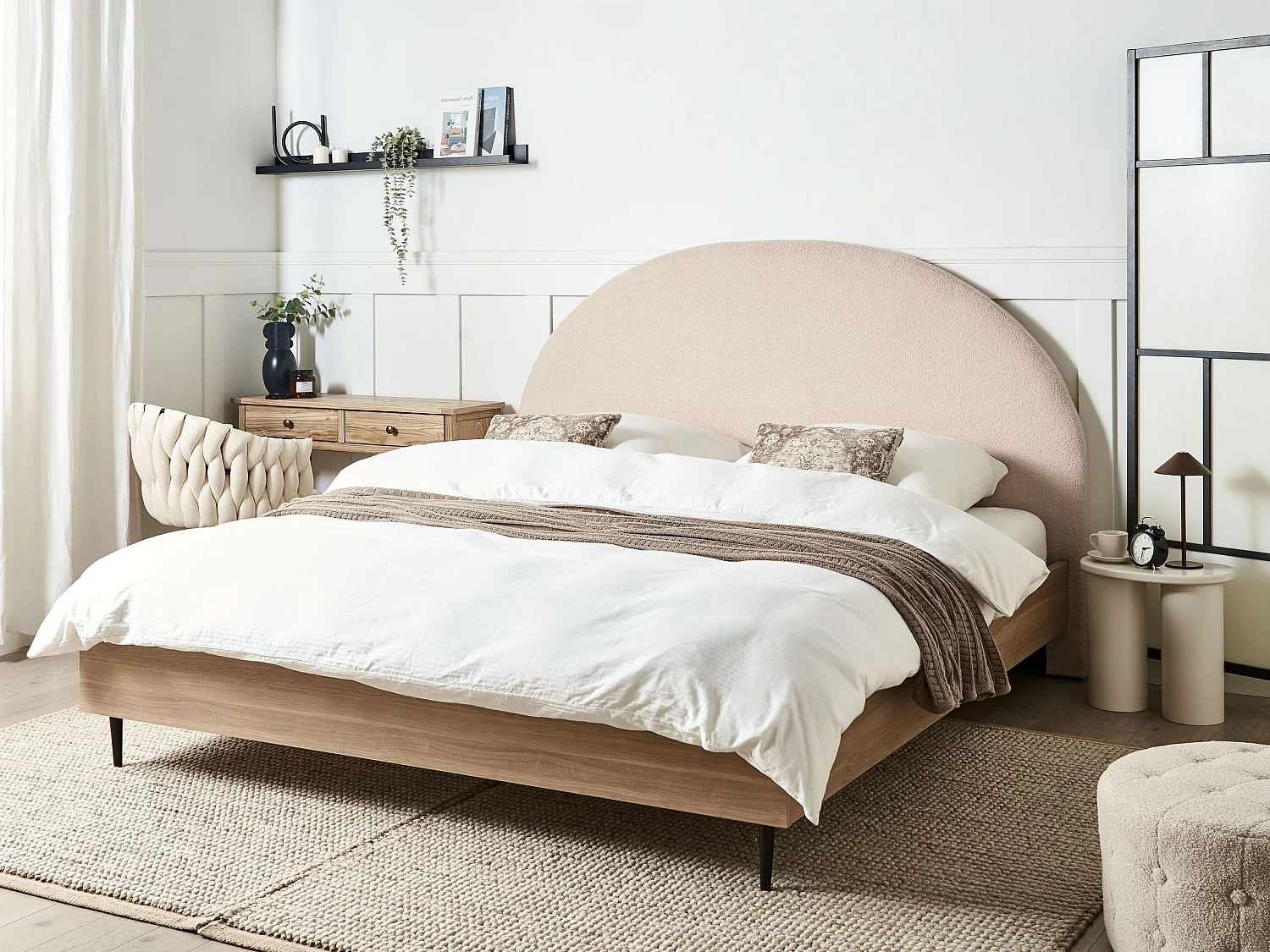 Bed Bouclé MILLAY 180 x 200 cm Beige
