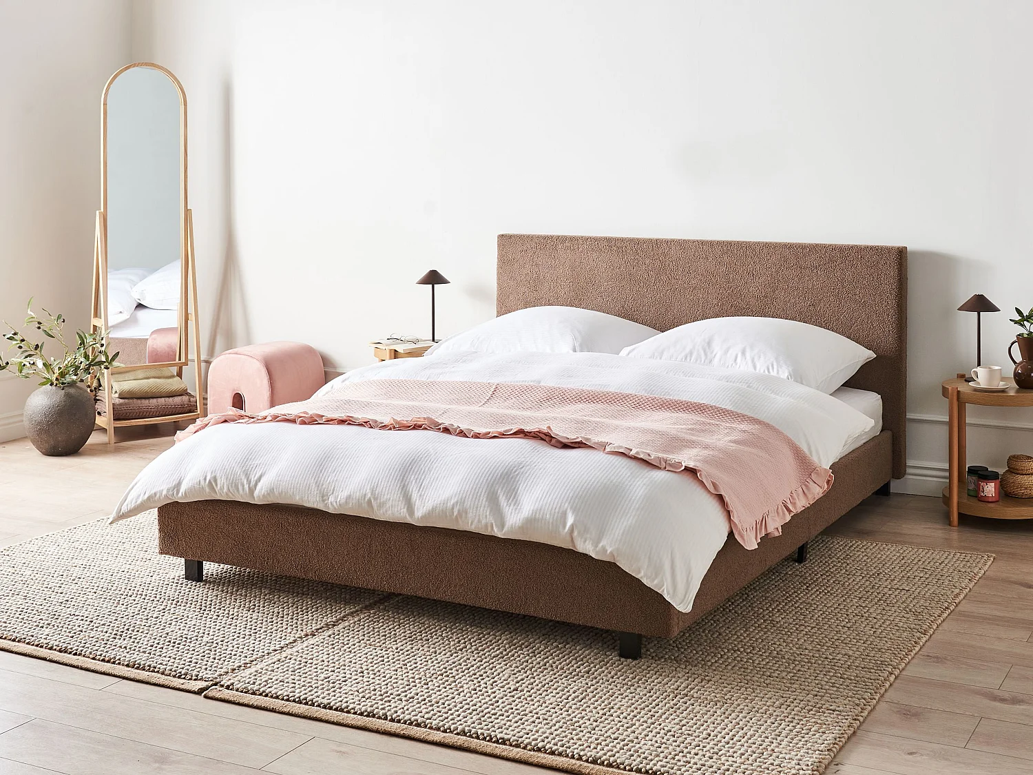 Bed Bouclé ALBI 180 x 200 cm Bruin