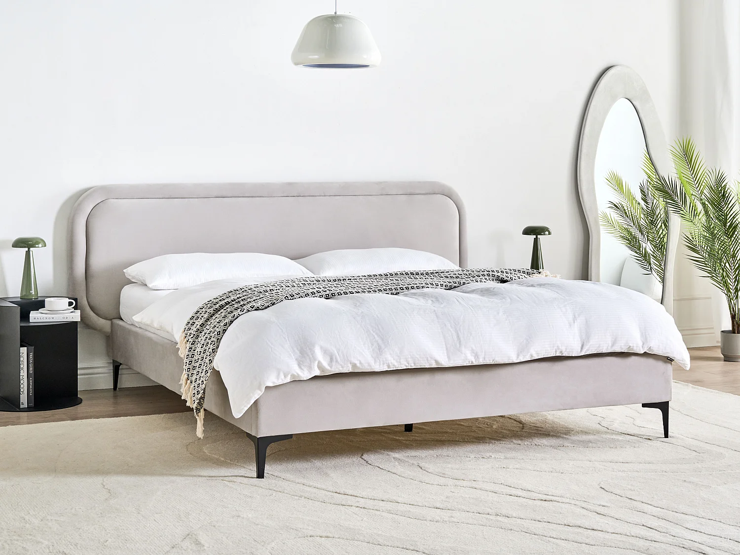 Bed Fluweel SUZETTE 160 x 200 cm Lichtgrijs
