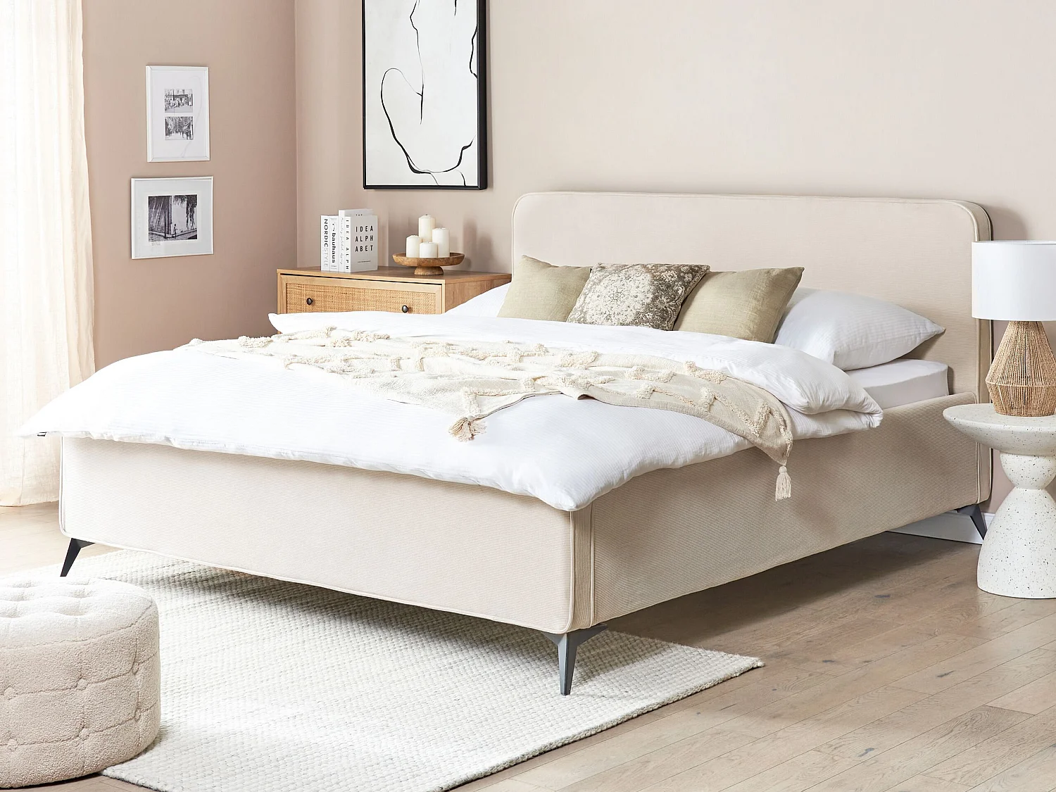 Bed Corduroy VALOGNES 180 x 200 cm Lichtbeige